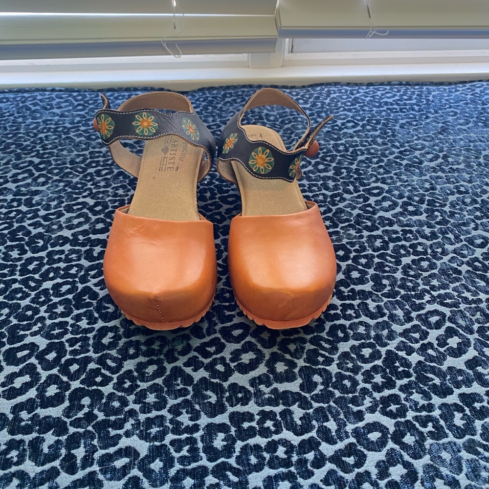 Fun colorful shoes!!